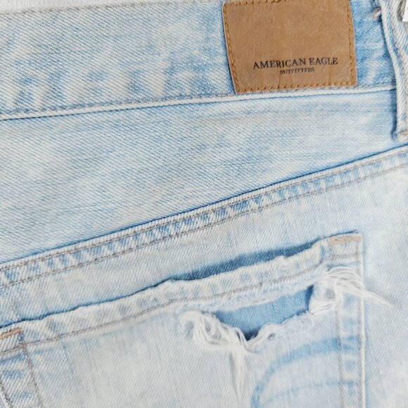 American Eagle Outfitters Women's Blue Distress High-Rise Cut-Off Mom Short Sz 2 - Picture 10 of 12